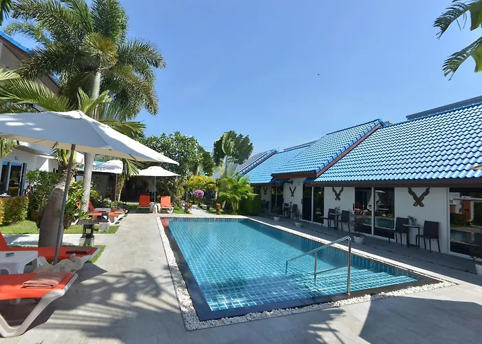 Phuket Airport Hotel - Sha Extra Plus